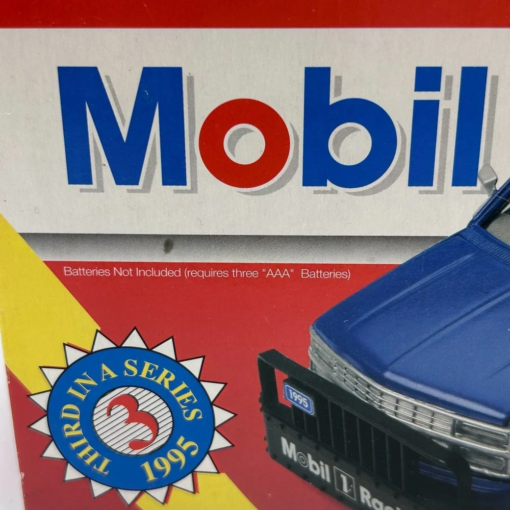VTG‎ New in Box 1995 Mobil Collectible Chevrolet Tow Truck Limited Offer 1:24